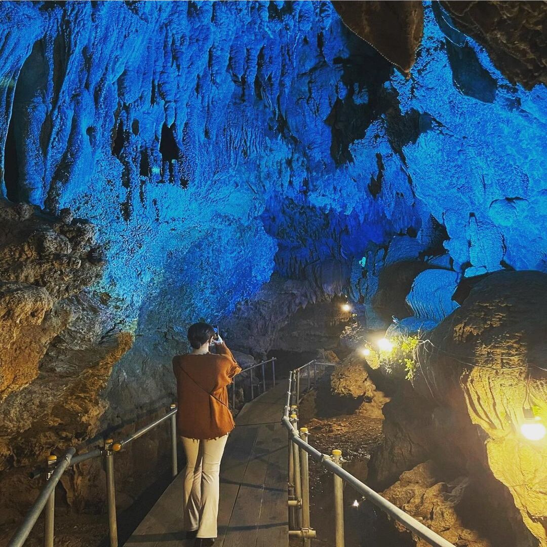 CAVE OKINAWA】大自然が生み出す「神秘の鍾乳洞」 - うるマルシェ